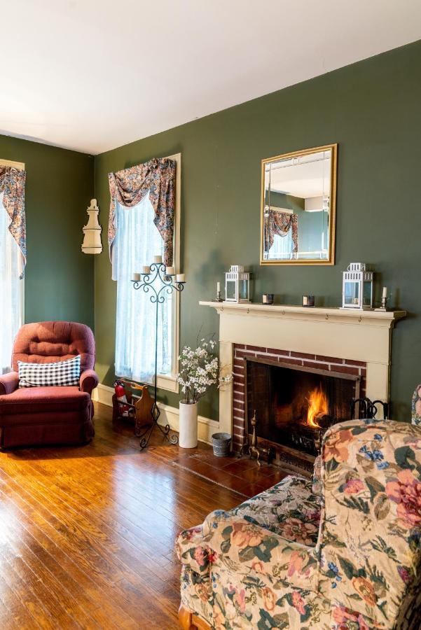 Milton Charming Executive Victorian Mansion W/ Free Parking - Near Bucknellヴィラ エクステリア 写真