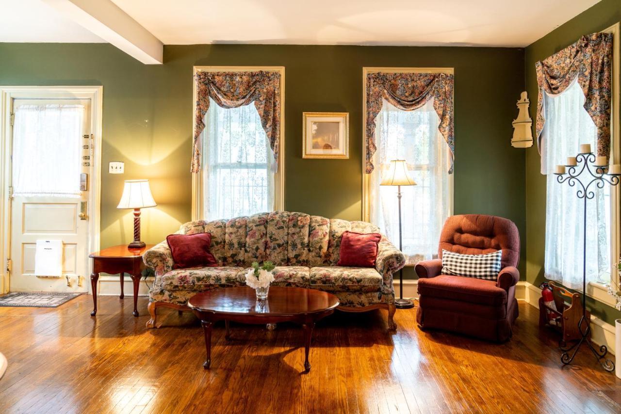 Milton Charming Executive Victorian Mansion W/ Free Parking - Near Bucknellヴィラ エクステリア 写真